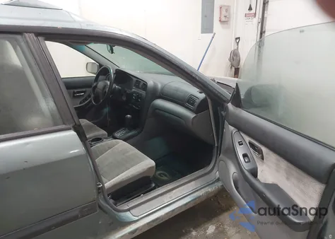 2002 Subaru Legacy L z USA, uszkodzony, nr VIN 4S3BH635827310340